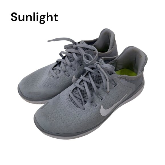 Nike Flex RN Women Running Shoes Size 8 Lightweight Mesh Lace-Up Gray & White - Picture 1 of 16